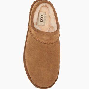 UGG® Classic Slipper (Women) Color: Che U.S. Size 10/UK Size 41 New/Unboxed